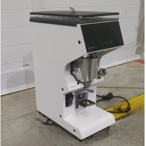 Кофемолка-автомат, вместимость бункера 1.5кг, производительность 12кг/день, D жернова 85мм, упр.сенсорное, белая (Новое, после выставок)